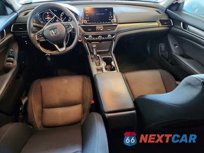 Zdjęcie 8 z 12 samochodu: 2018 HONDA ACCORD LX VIN:1HGCV1F12JA070455 - miniatura