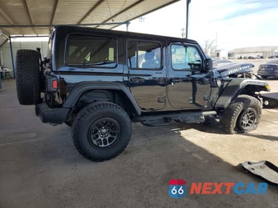 Trzecie zdjęcie samochodu z tyłu: 2023 JEEP WRANGLER SPORT VIN:1C4HJXDG5PW635027 - miniatura