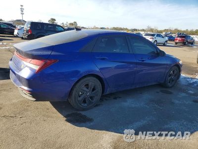 Trzecie zdjęcie samochodu z tyłu: 2023 HYUNDAI ELANTRA SEL VIN:5NPLM4AG1PH090633 - miniatura