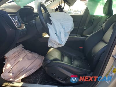 Zdjęcie 7 z 12 samochodu: 2019 VOLVO S60 T5 INSCRIPTION VIN:7JR102FL2KG016861 - miniatura