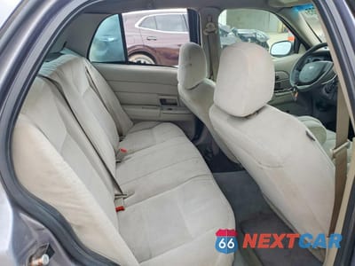 Zdjęcie 10 z 12 samochodu: 2006 FORD CROWN VICTORIA POLICE INTERCEPTOR VIN:2FAHP71W26X120635 - miniatura