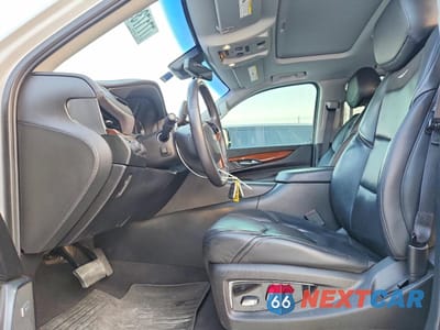 Zdjęcie 7 z 13 samochodu: 2019 CADILLAC ESCALADE PREMIUM LUXURY VIN:1GYS4CKJ9KR127049 - miniatura