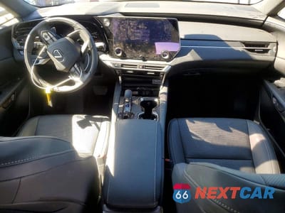 Zdjęcie 8 z 13 samochodu: 2025 LEXUS RX 350 PREMIUM VIN:JTJCHMAA8S2029058 - miniatura