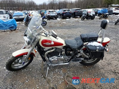 Trzecie zdjęcie samochodu z tyłu: 1998 SUZUKI VZ800 VIN:JS1VS53A9W2100753 - miniatura