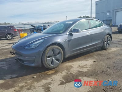 2019 TESLA MODEL 3 5YJ3E1EA0KF407410 - główne zdjęcie licytacji z USA - miniatura