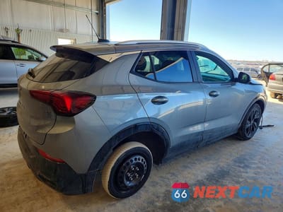 Trzecie zdjęcie samochodu z tyłu: 2024 BUICK ENCORE GX SPORT TOURING VIN:KL4AMDSL6RB107864 - miniatura