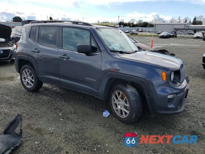 Czwarte zdjęcie samochodu z boku: 2022 JEEP RENEGADE LATITUDE VIN:ZACNJDB1XNPN61353 - miniatura
