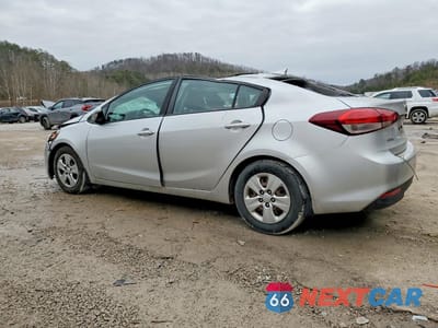 Drugie zdjęcie samochodu z przodu: 2018 KIA FORTE LX VIN:3KPFL4A70JE212281 - miniatura