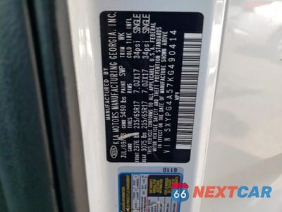 Zdjęcie 14 z 14 samochodu: 2019 KIA SORENTO VIN:5XYPG4A57KG490414 - miniatura