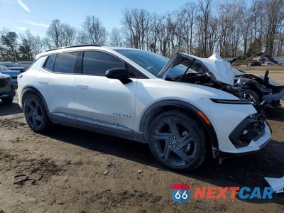 Czwarte zdjęcie samochodu z boku: 2025 CHEVROLET EQUINOX RS VIN:3GN7DSRP0SS194661 - miniatura