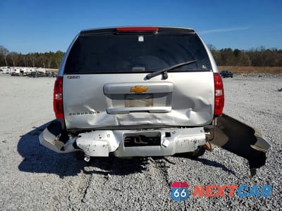 Zdjęcie 6 z 12 samochodu: 2014 CHEVROLET SUBURBAN C1500 LT VIN:1GNSCJE0XER192326 - miniatura