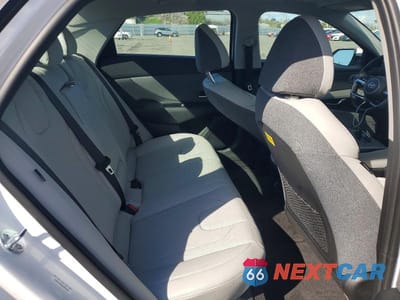 Zdjęcie 10 z 12 samochodu: 2025 HYUNDAI ELANTRA LIMITED VIN:KMHLP4DG9SU025638 - miniatura