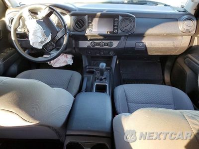 Zdjęcie 8 z 11 samochodu: 2023 TOYOTA TACOMA ACCESS CAB VIN:3TYRX5GN2PT079832 - miniatura