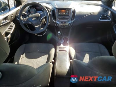 Zdjęcie 8 z 12 samochodu: 2017 CHEVROLET CRUZE LT VIN:1G1BE5SMXH7260425 - miniatura