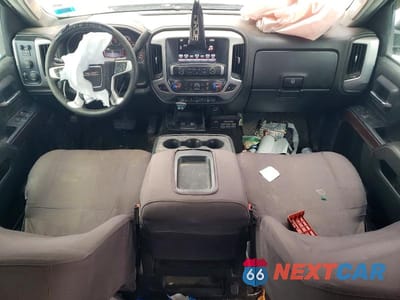 Zdjęcie 8 z 13 samochodu: 2016 GMC SIERRA K3500 SLE VIN:1GT42WCG9GF133158 - miniatura
