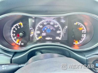 Zdjęcie 8 z 13 samochodu: 2020 JEEP GRAND CHEROKEE LAREDO VIN:1C4RJFAG0LC147151 - miniatura