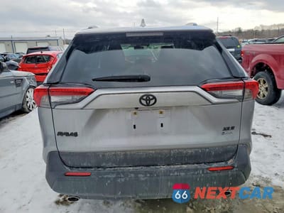 Zdjęcie 6 z 13 samochodu: 2025 TOYOTA RAV4 XLE VIN:JTMRWRFV9SD328719 - miniatura