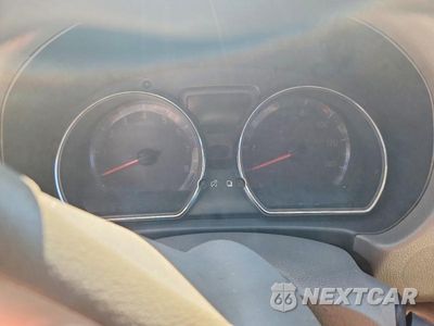 Zdjęcie 9 z 12 samochodu: 2014 NISSAN VERSA S VIN:3N1CN7AP0EL826234 - miniatura