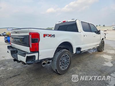 Trzecie zdjęcie samochodu z tyłu: 2025 FORD F250 SUPER DUTY VIN:1FT8W2BM1SEC05359 - miniatura