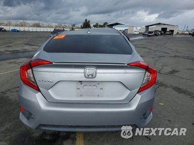 Zdjęcie 6 z 11 samochodu: 2017 HONDA CIVIC EX VIN:2HGFC1F37HH654706 - miniatura