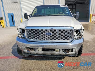 Piąte zdjęcie samochodu w środku: 2002 FORD F250 SUPER DUTY VIN:1FTNW21F82ED57063 - miniatura