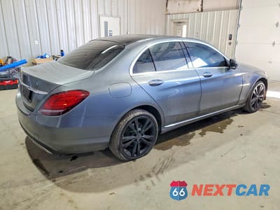 Trzecie zdjęcie samochodu z tyłu: 2020 MERCEDES-BENZ C 300 4MATIC VIN:W1KWF8EB6LR602652 - miniatura