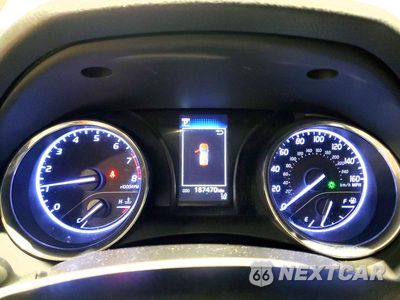 Zdjęcie 9 z 13 samochodu: 2019 TOYOTA CAMRY L VIN:4T1B11HK7KU715690 - miniatura