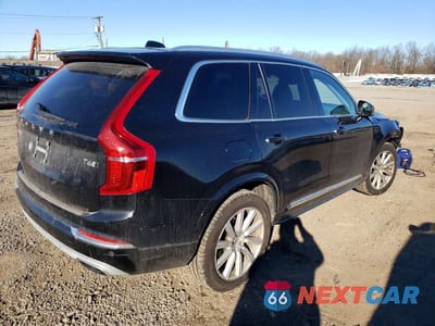 Trzecie zdjęcie samochodu z tyłu: 2016 VOLVO XC90 T6 VIN:YV4A22PL9G1094245 - miniatura