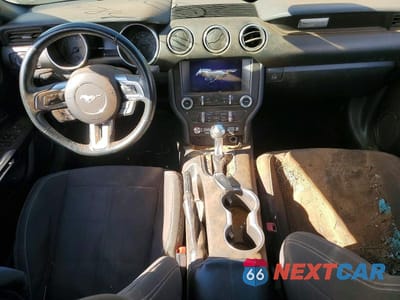 Zdjęcie 8 z 13 samochodu: 2023 FORD MUSTANG VIN:1FATP8UH3P5101673 - miniatura