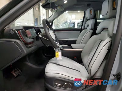 Zdjęcie 7 z 11 samochodu: 2025 RIVIAN R1T ADVENTURE VIN:7FCTGBAAXSN040324 - miniatura