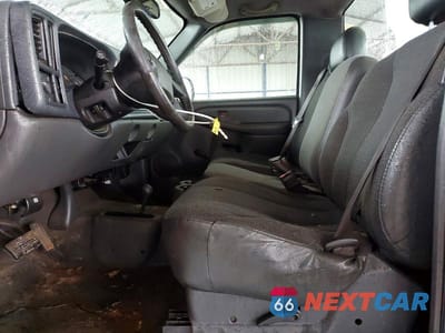 Zdjęcie 7 z 12 samochodu: 2005 CHEVROLET SILVERADO K1500 VIN:1GCEK14V75Z105746 - miniatura