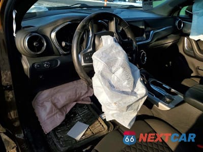 Zdjęcie 8 z 11 samochodu: 2019 CHEVROLET BLAZER 1LT VIN:3GNKBBRA1KS584969 - miniatura