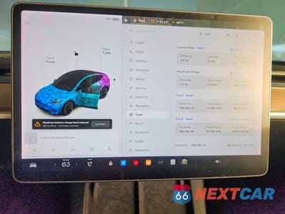 Zdjęcie 9 z 11 samochodu: 2021 TESLA MODEL Y VIN:5YJYGAED0MF142744 - miniatura