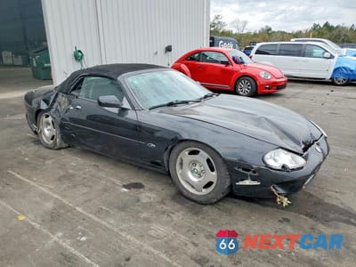 Czwarte zdjęcie samochodu z boku: 1999 JAGUAR XK8 VIN:SAJGX2041XC035598 - miniatura