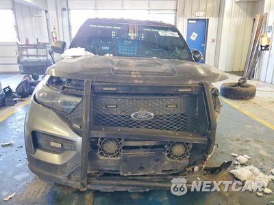 Piąte zdjęcie samochodu w środku: 2020 FORD EXPLORER POLICE INTERCEPTOR VIN:1FM5K8AB4LGB67869 - miniatura