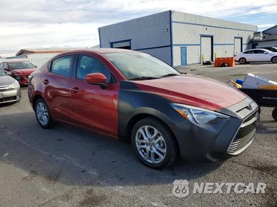 Czwarte zdjęcie samochodu z boku: 2017 TOYOTA YARIS IA VIN:3MYDLBYV2HY196336 - miniatura