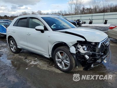 Czwarte zdjęcie samochodu z boku: 2024 AUDI Q3 PREMIUM S LINE 45 VIN:WA1DECF38R1108129 - miniatura