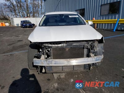 Piąte zdjęcie samochodu w środku: 2019 MERCEDES-BENZ GLA 250 4MATIC VIN:WDCTG4GB6KU004146 - miniatura