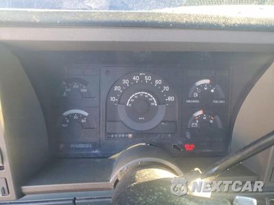 Zdjęcie 9 z 13 samochodu: 1990 GMC SIERRA C1500 VIN:2GTEC19K1L1501799 - miniatura