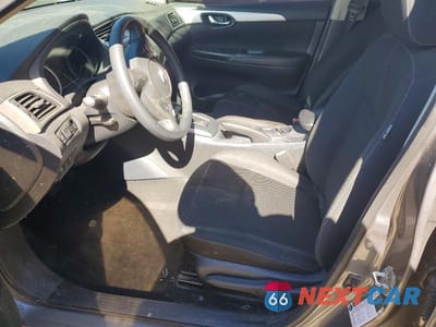 Zdjęcie 7 z 12 samochodu: 2018 NISSAN SENTRA S VIN:3N1AB7AP0JY228173 - miniatura