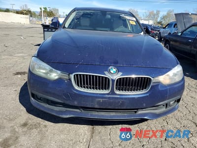 Piąte zdjęcie samochodu w środku: 2017 BMW 320 I VIN:WBA8E1G51HNU14847 - miniatura