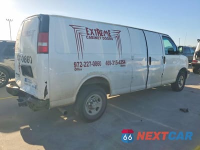 Trzecie zdjęcie samochodu z tyłu: 2015 CHEVROLET EXPRESS G3500 UTILITY / SERVICE VAN VIN:1GCZGUCG9F1112947 - miniatura