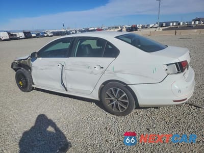 Drugie zdjęcie samochodu z przodu: 2018 VOLKSWAGEN JETTA SE VIN:3VWDB7AJ9JM263210 - miniatura