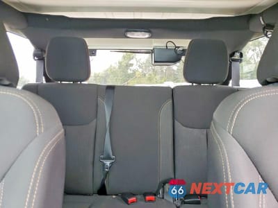 Zdjęcie 10 z 12 samochodu: 2017 JEEP WRANGLER UNLIMITED SAHARA VIN:1C4BJWEG3HL525935 - miniatura