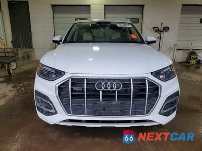 Piąte zdjęcie samochodu w środku: 2022 AUDI Q5 PREMIUM 40 VIN:WA1ABAFY8N2110205 - miniatura