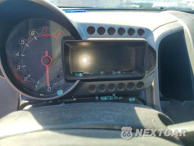 Zdjęcie 9 z 12 samochodu: 2015 CHEVROLET SONIC LT VIN:1G1JC5SHXF4115209 - miniatura