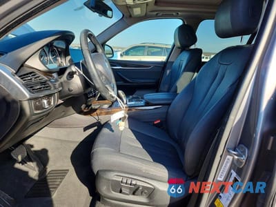Zdjęcie 7 z 14 samochodu: 2016 BMW X5 SDRIVE35I VIN:5UXKR2C50G0R69288 - miniatura