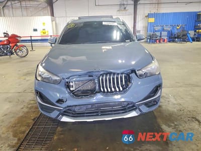 Piąte zdjęcie samochodu w środku: 2021 BMW X1 SDRIVE28I VIN:WBXJG7C0XM5T06848 - miniatura