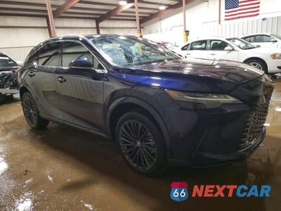 Czwarte zdjęcie samochodu z boku: 2025 LEXUS RX 350H PREMIUM VIN:2T2BBMCA7SC104536 - miniatura
