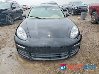 Piąte zdjęcie samochodu w środku: 2014 PORSCHE PANAMERA 2 VIN:WP0AA2A75EL005385 - miniatura